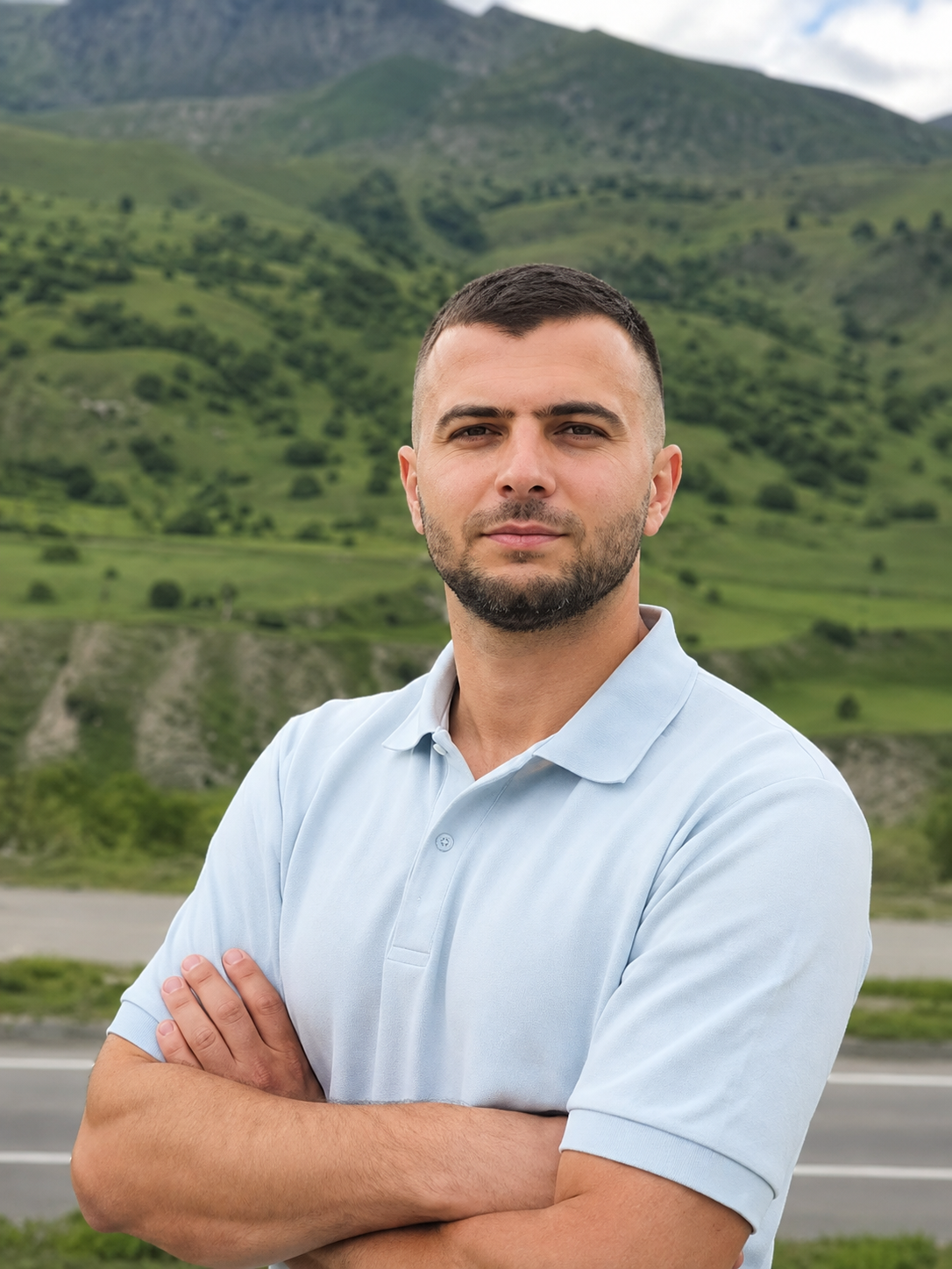 Азамат — гид по горам Северного Кавказа